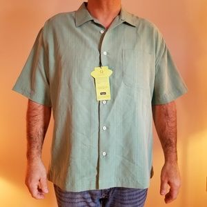 🔥 Haggar Button Down Dress Shirt